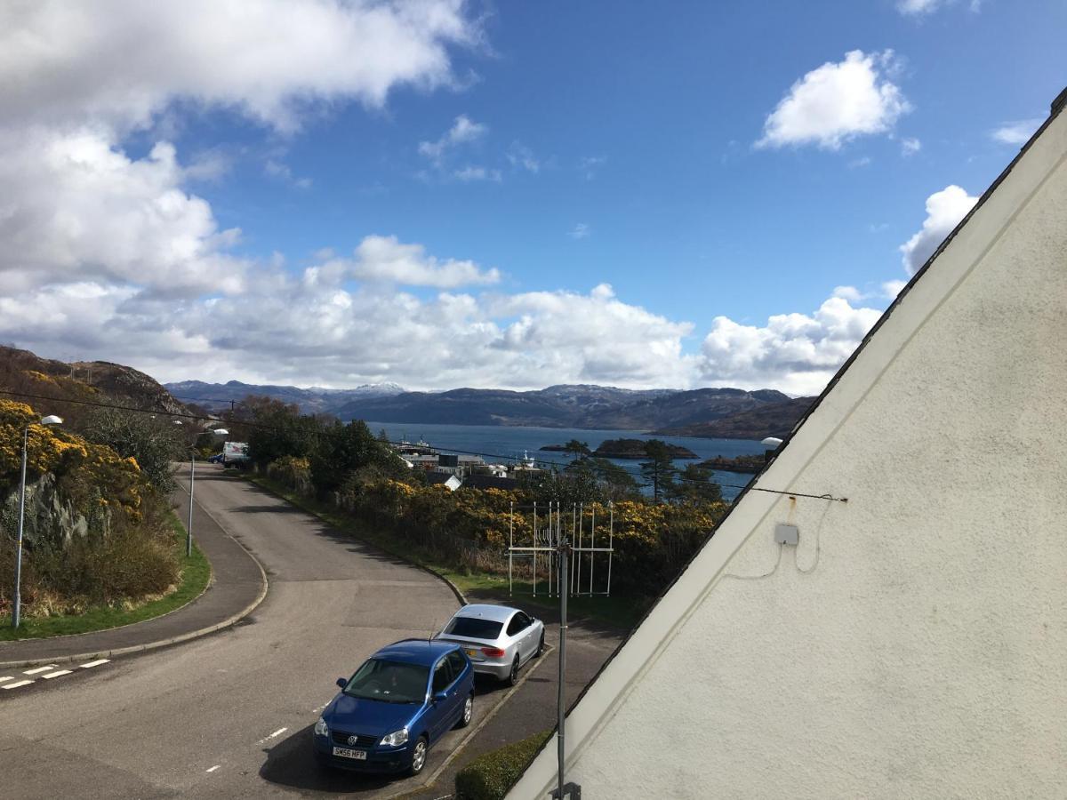 Отель Skye View-Skye Bridge House Кайл-оф-Лохалш Экстерьер фото